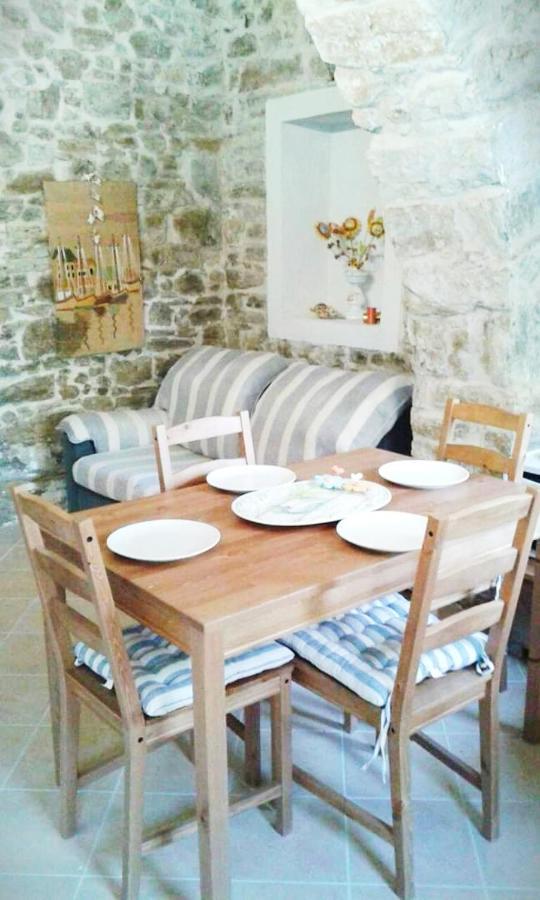 Traditional Family House, Ground Floor With Yard Koronos Dış mekan fotoğraf
